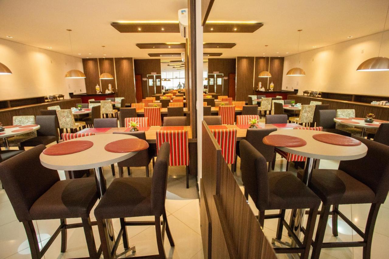 Carlton Plaza Torre Hotell Araxá Exteriör bild