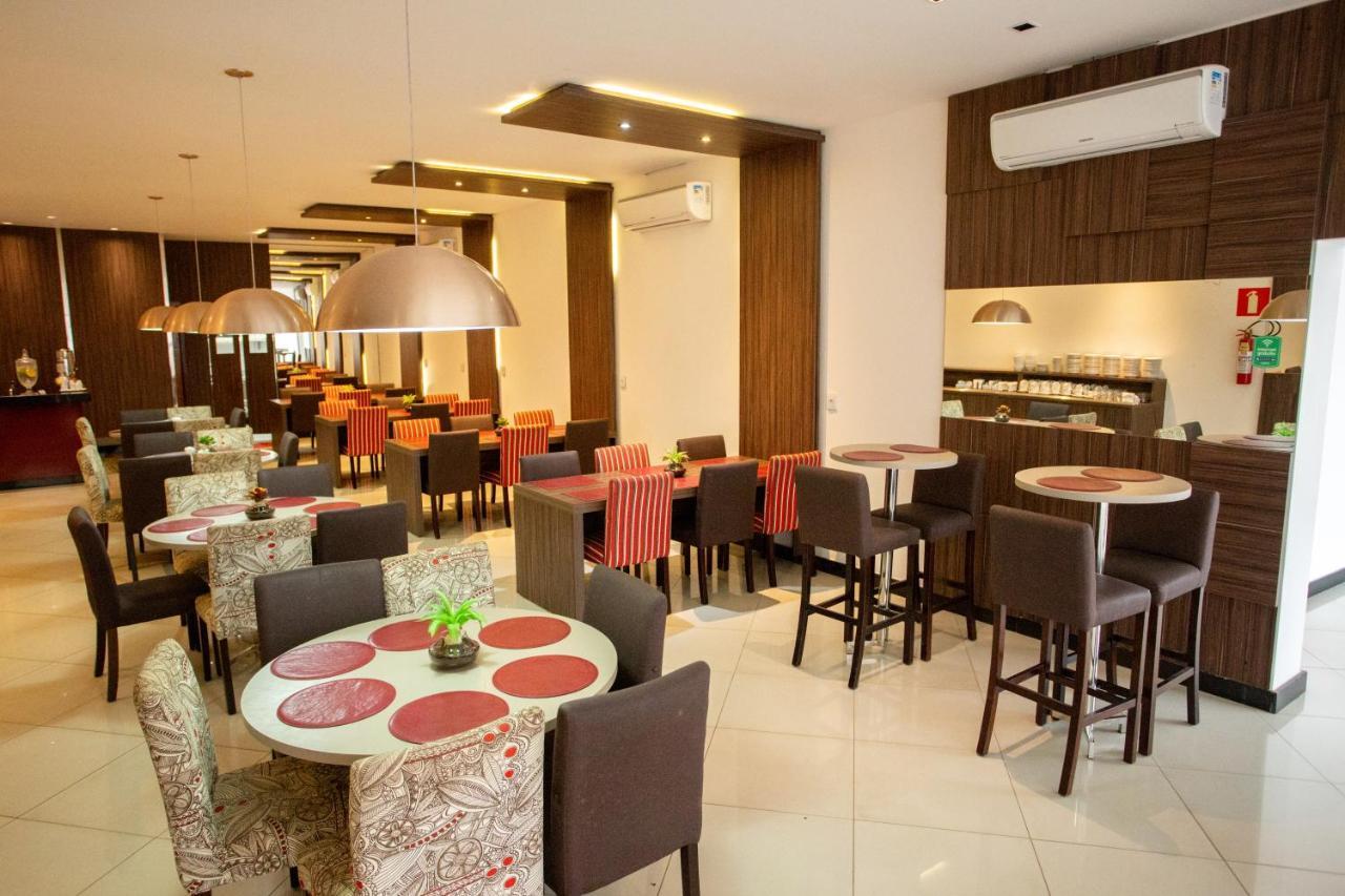 Carlton Plaza Torre Hotell Araxá Exteriör bild