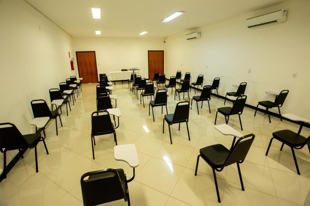 Carlton Plaza Torre Hotell Araxá Exteriör bild