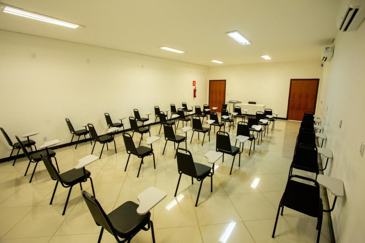 Carlton Plaza Torre Hotell Araxá Exteriör bild