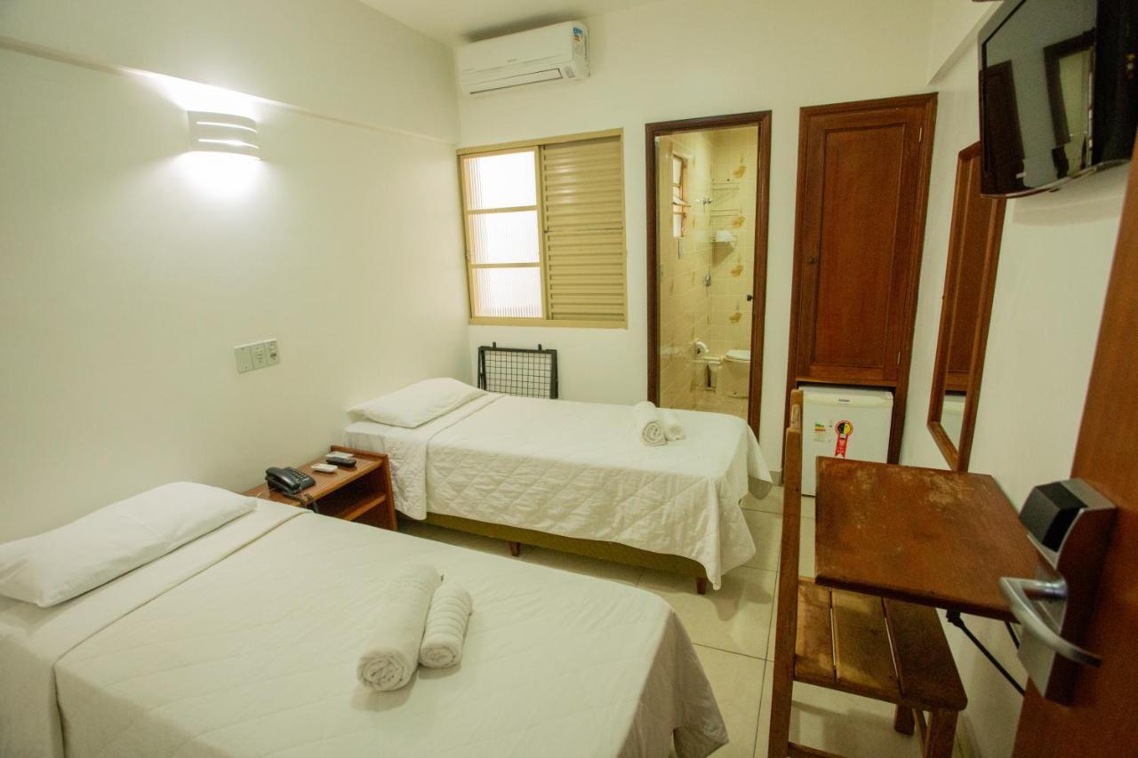 Carlton Plaza Torre Hotell Araxá Exteriör bild